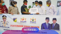 Bantu Penanganan Covid-19, Kadin Sulteng Serahkan 200 Tabung Oksigen Kepada Gubernur