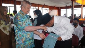 Bupati Samsurizal Serahkan SK Untuk 235 PPPK