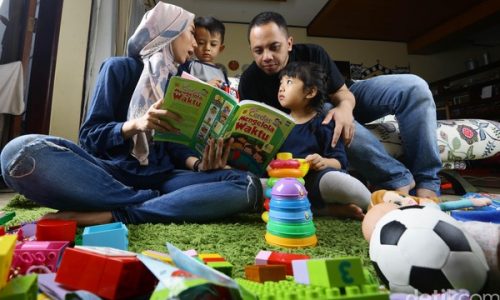 Istilah Berbakti kepada Orang Tua dalam Agama Islam