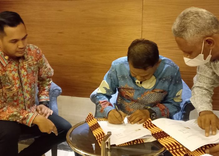 Gubernur Sulteng Teken MoA Beasiswa Guru, ASN dan Siswa dengan Cambridge University P&A