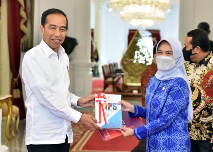 Presiden Menerima IHPS dan LHP Tahun 2022 dari BPK