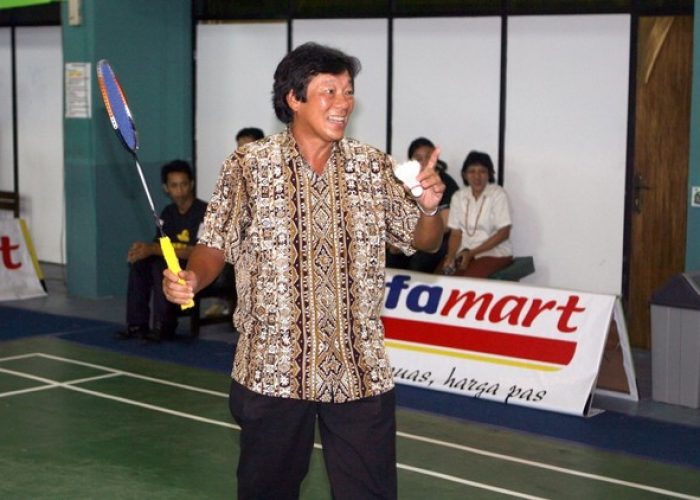 Legenda Bulutangkis Justian Suhandinata Tutup Usia