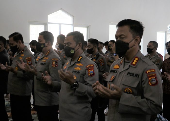 Peduli Gempa Cianjur, Polda Sulteng galang Donasi dan Gelar Salat Gaib