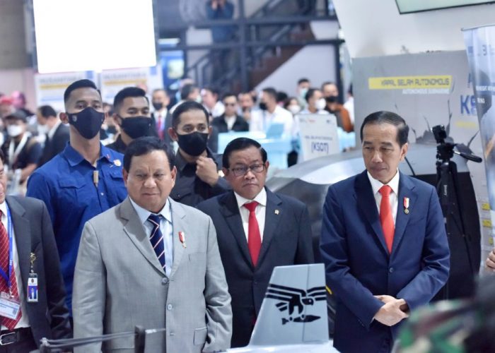 Tinjau Pameran Indo Defence 2022, Jokowi Dorong Peningkatan Kerja Sama Industri Pertahanan 
