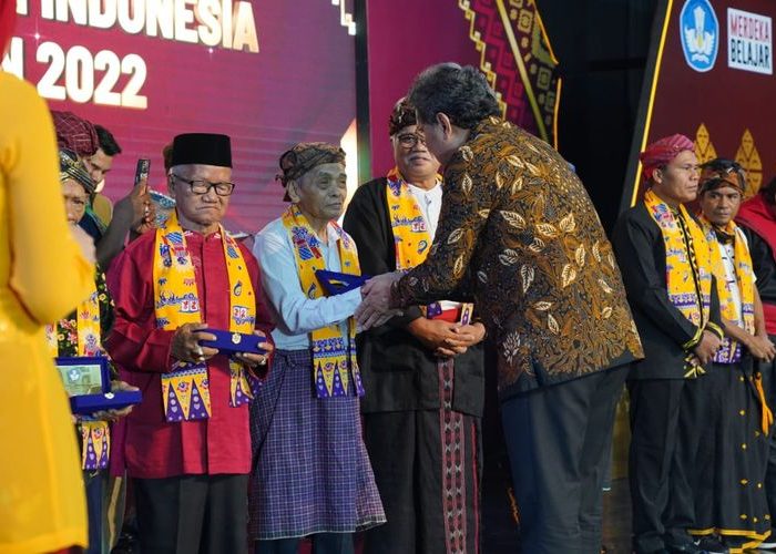 Kemendikbudristek Beri Anugerah Kebudayaan 2022 Kepada 29 Maestro Seni Tradisional