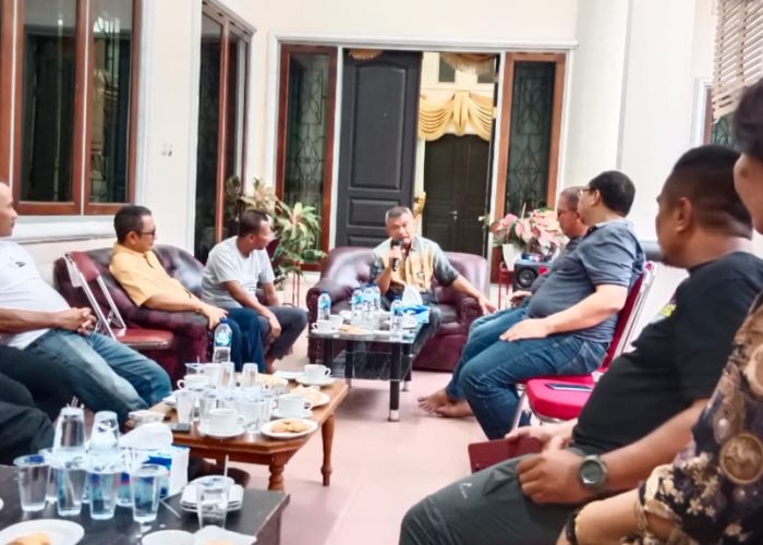 Bupati Samsurizal Ingatkan Sesama Pengurus Klub Sepakbola Harus Saling Membantu
