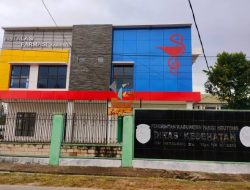 Dinkes Parimo Beri Beasiswa Bagi Yang Melanjutkan Studi Kedokteran