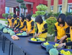 Manfaatkan Lahan dan Panen Semangka Ala Polda Sulteng
