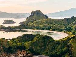 Labuan Bajo dan Taman Nasional Komodo: Destinasi Wisata Mendunia yang Memikat