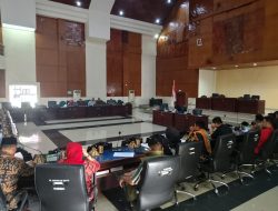 Ketua DPRD Parigi Moutong Mempimpin RDP Terkait Pemberhentian Pejabat yang Tidak Sesuai Aturan