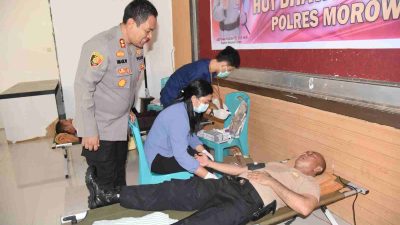 HUT Bhayangkara ke-77. Polres Morowali Utara Gelar Donor Darah