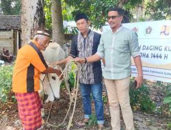 PWI Sulteng dan Balai Prasarana Pemukiman Wilayah Sulteng Salurkan Daging Kurban ke Masyarakat Watusampu