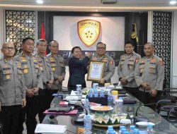 As SDM Irjen Dedi Prasetyo Terima Presisi Award Berkat Keterbukaan Rekrutmen Polri