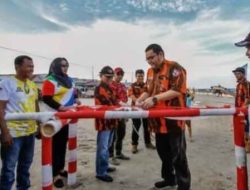 Pj Bupati Richard Arnaldo Resmikan Lomba Layang-Layang PALELO di Parigi Moutong