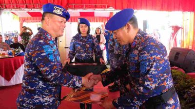 8 Personel Ditpolairud Polda Sulteng Terima Penghargaan dari Kapolda, Berikut Prestasinya!