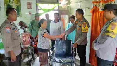 Kapolsek Pamona Selatan Sampaikan Kepedulian dengan Hadiahkan Kursi Roda kepada Penyandang Disabilitas