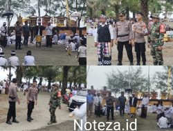 Kasubsektor Tolbar  Ipda Haryadi,Lakukan Pengamanan Ibadah Melasty  Umat Hindu di Desa Mantawa,Pandan Wangi