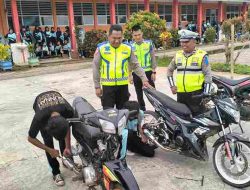 Razia ke sekolah, Satlantas Polres Morowali Utara copot knalpot brong siswa