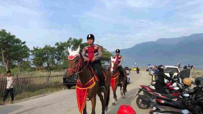 Ditsamapta Polda Sulteng turunkan Patroli Berkuda sasar Wisata Pantai dan Rumah Kosong
