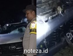TNI-Polri Bersama Warga Berhasil Evakuasi Mobil Terseret Banjir Sungai Balantak