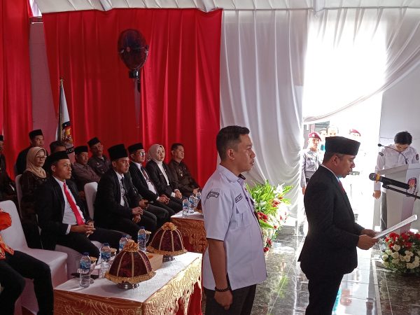 Ketua KPU Banggai Santo Gotia Melantikan 115  Anggota PPK se – Kabupaten Banggai