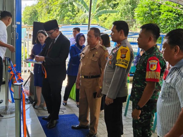 Kapolsek Menghadiri Peresmian Kantor BRI Unit Pagimana