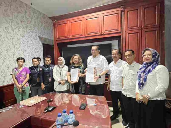 Pj Bupati Richard Arnaldo Dan Direktur Yayasan IPAS Indonesia Tandatangani MoU Proyek Cerah