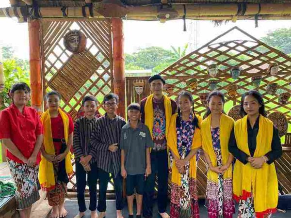Albany Pasya: Influencer dan Duta Budaya Asal Malang yang Siap Berkompetisi di Ajang Nasional