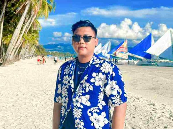 Mengenal Sosok Derry Abdullah Travel Content Creator asal Jakarta