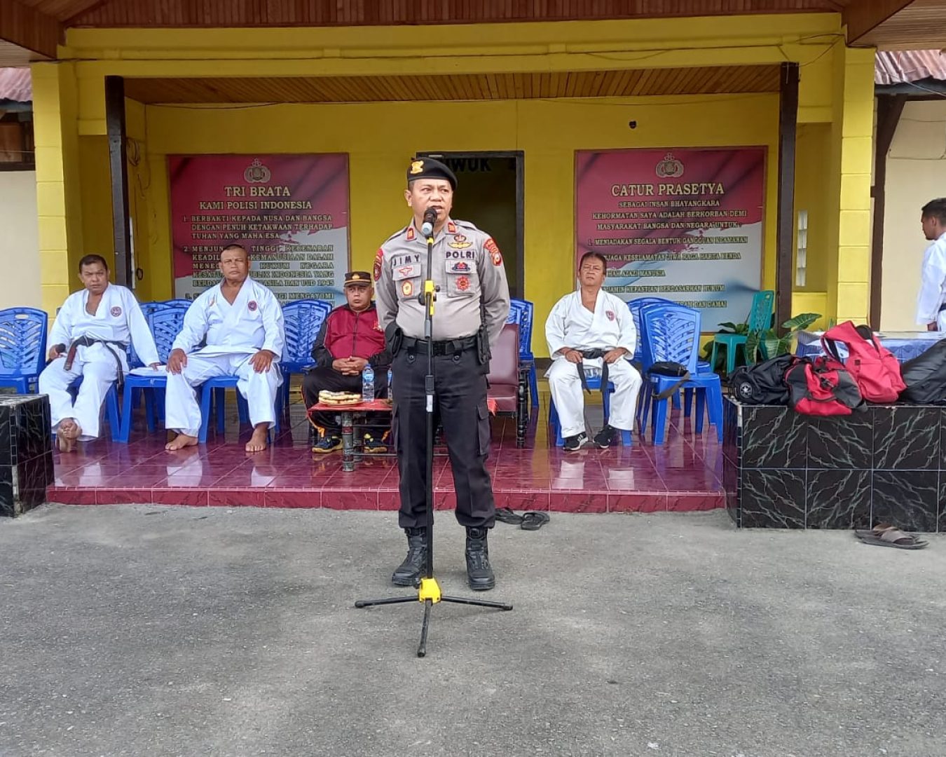 Wakili Kapolres Banggai Kasat Samapta Lepas Peserta Long March Inkanas Banggai