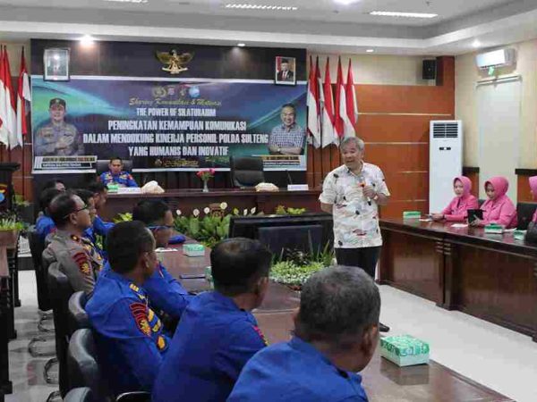 Sharing Komunikasi dan Motivasi, Polda Sulteng hadirkan Aqua Dwipayana