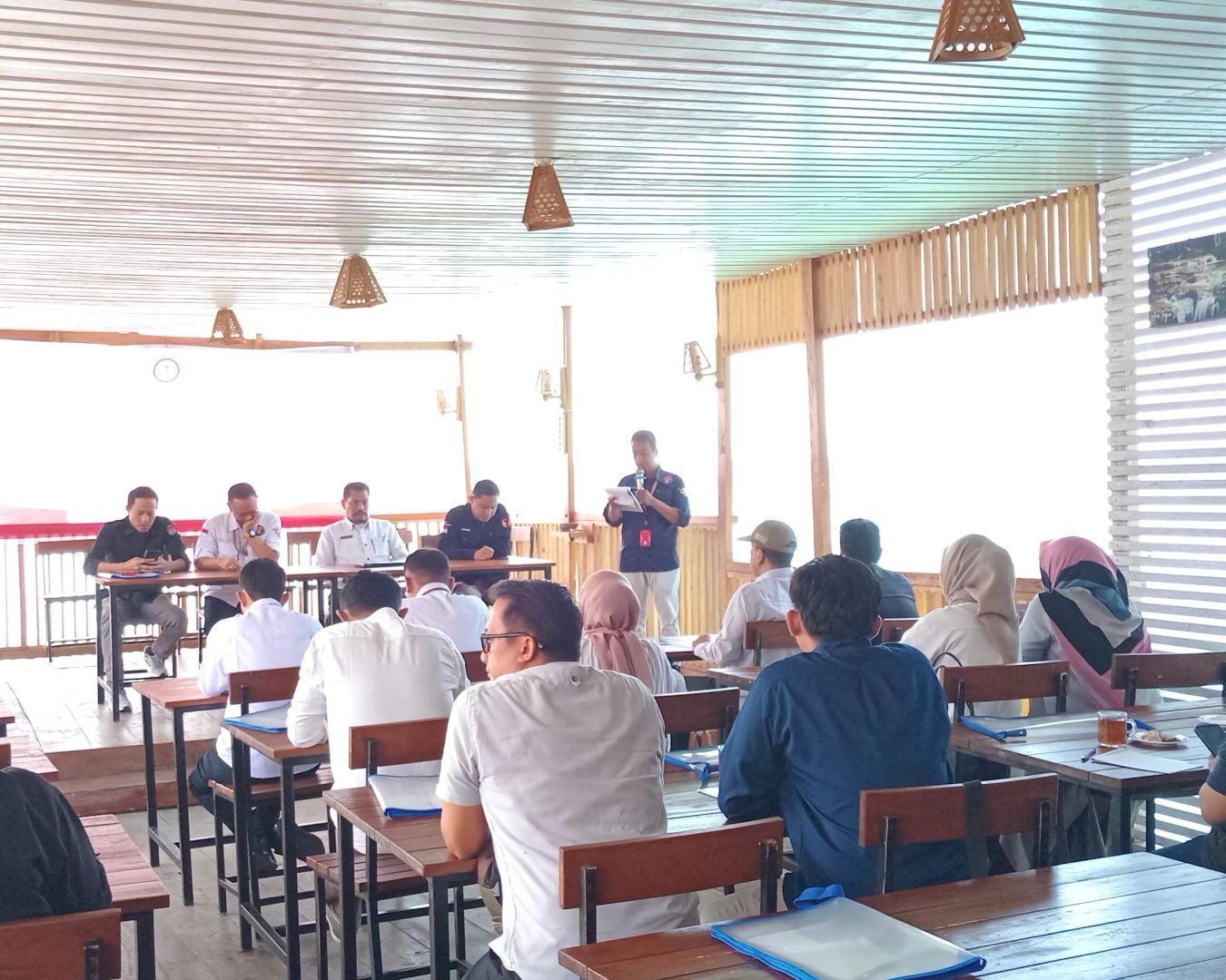 KPID Gelar Rakor Dengan Tema ” Pengawasan Lembaga Penyiaran Pada Pemilihan Kepala Daerah ” 2024