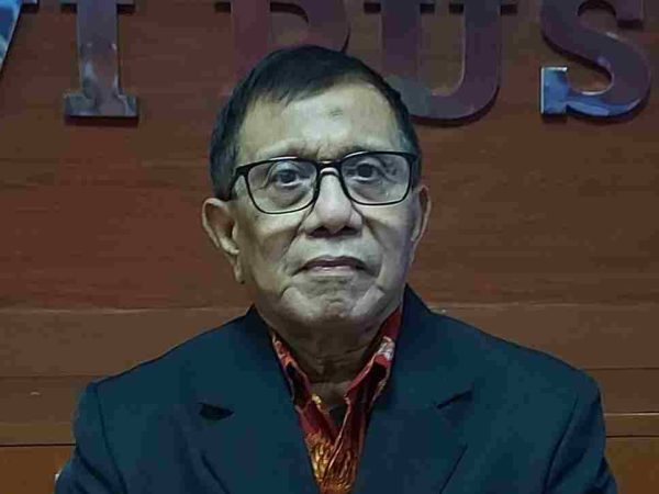 Pemberhentian Hendry Ch Bangun dari Keanggotaan PWI Otomatis Batal