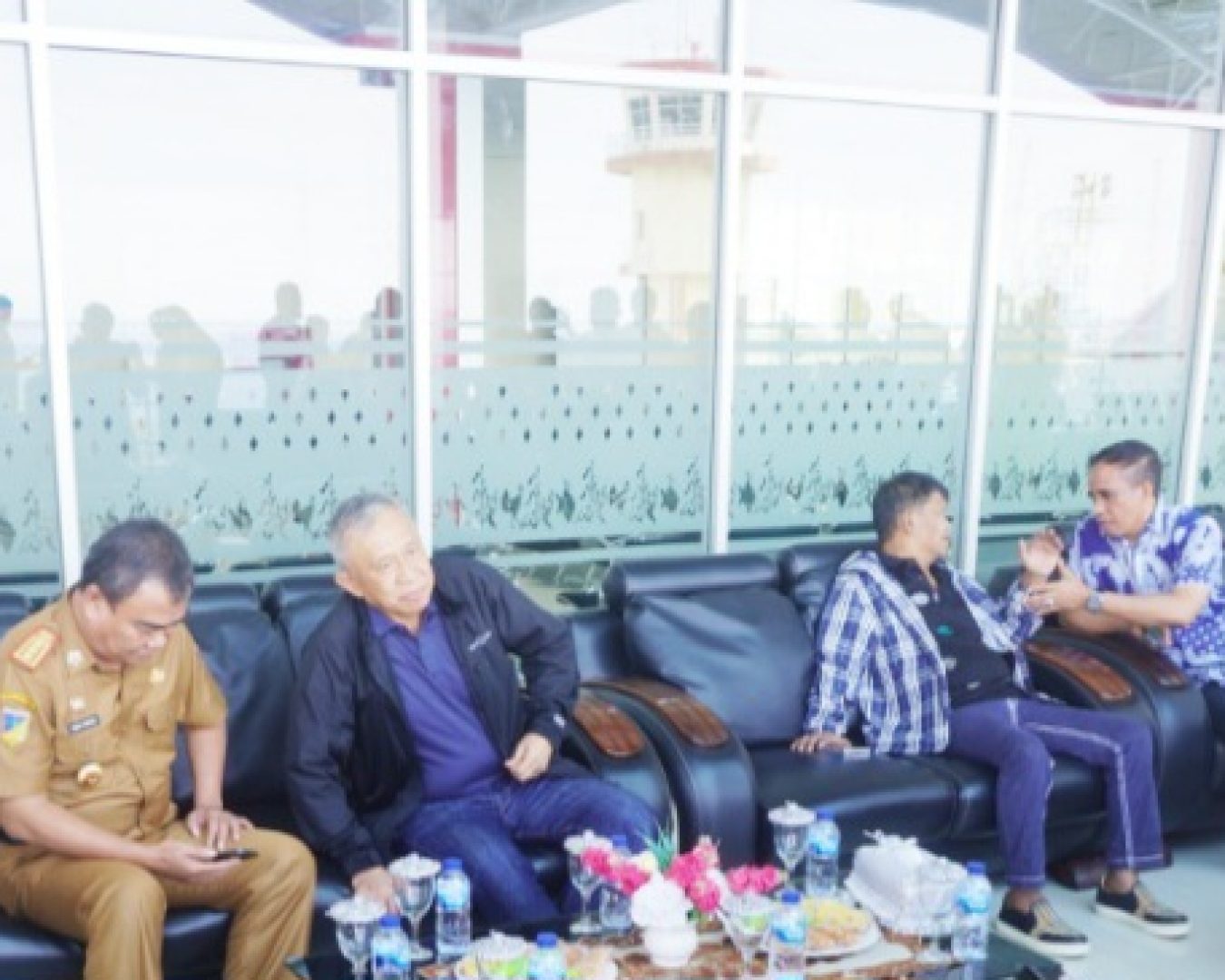 Kedatangan Gubernur Sulteng Rusdy Mastura Pas Ketemu Anwar Hafid dan Reni Lamajido Bertanda Sulteng Damai