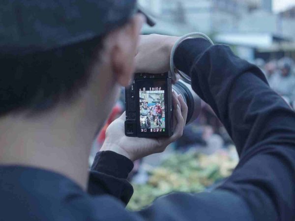 Mengenal Husain Fotografer dan Videografer asal Kediri