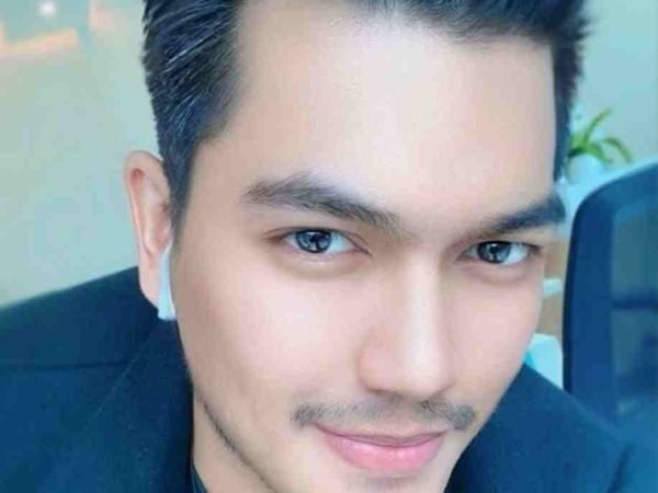 Mengenal Pegawai Bank Fadhil yang Hobi Bikin Konten Travel