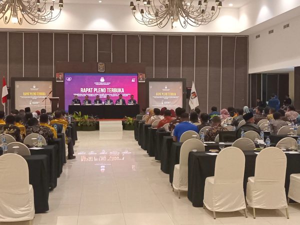 Kajari Banggai Anton Rahmanto di Wakili Kasi Pidum Menghadiri Rapat Pleno Terbuka Rekapitulasi Penetapan DPS