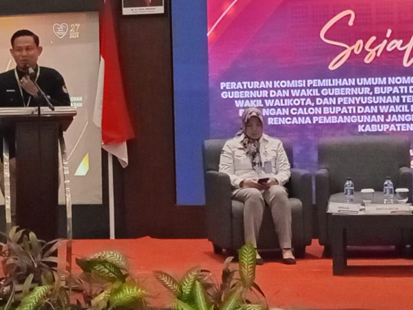 Ketua Bawaslu Banggai, Ridwan Hadiri Sosialisasi PKPU Nomor 8 Tahun 2024 Terkait Pilkada