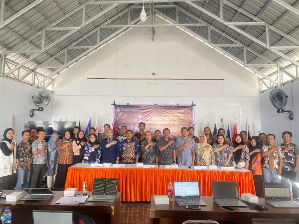 KPU Banggai Laksanakan Pra Singkronisasi Data Persiapan Rapat Pleno Terbuka
