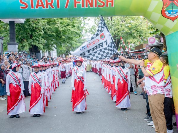Pemda Banggai Melalui Dispora Gelar Lomba Gerak Jalan Tingkat SD Sambut Hari Kemerdekaan RI Ke 79