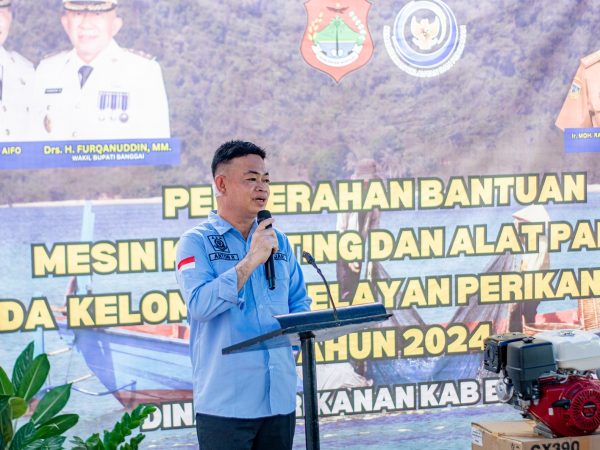 Anton Rahmanto Apresiasi Bupati Banggai Dalam Meyalurkan Bantuan Mesin Ini Pesan Kajari