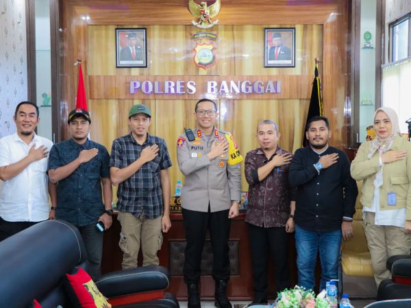 AKBP Putu Hendra Menerima Kunjungan Ketua Santo Gotia Anggota Komisioner Sek KPU Nirwana