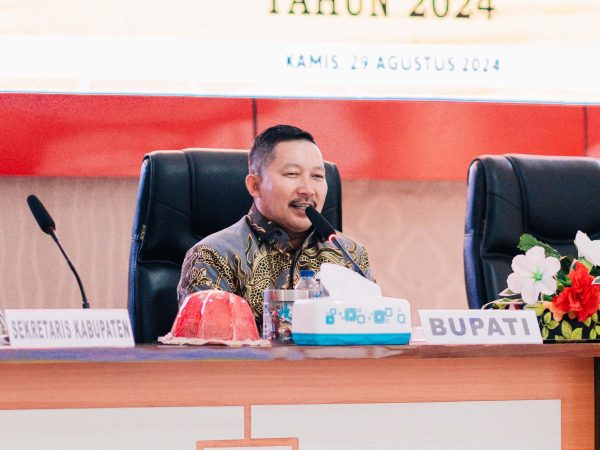 Bupati Amirudin Pimpin Rapat Monitoring, Evaluasi Penyerapan APBD Tahun 2024