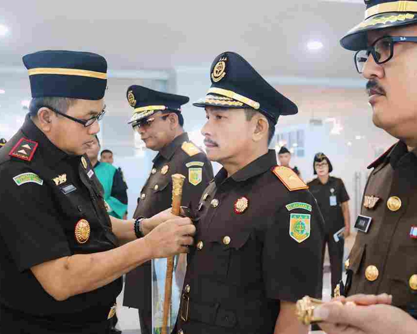 Kajati Lantik Pejabat Baru Eselon II dan III di Kejaksaan Tinggi Sulawesi Tengah