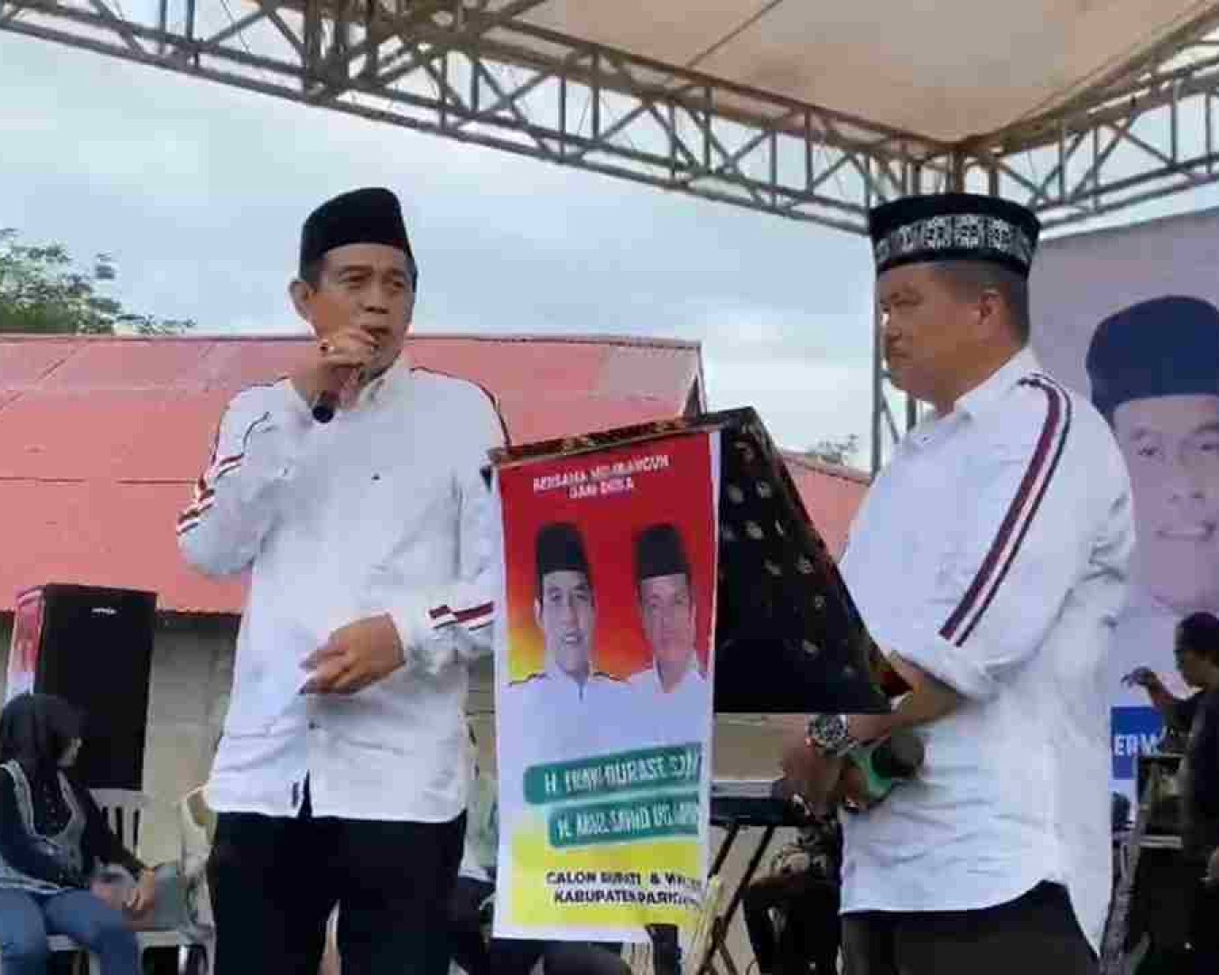 Pilkada Parimo, Deklarasi Paslon Erwin Sahid Dihadiri Ribuan Relawan