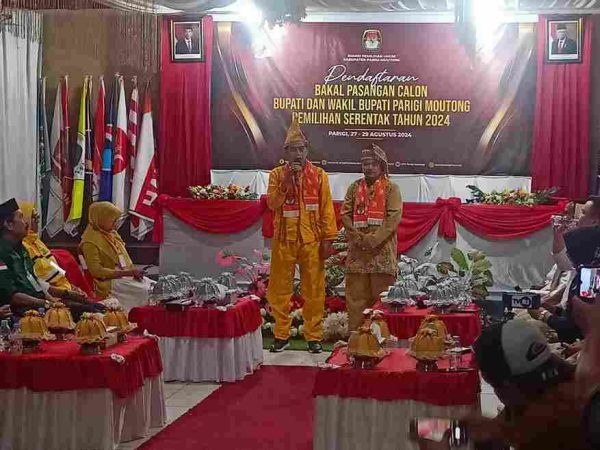 Erwin-Sahid Resmi Mendaftar ke KPUD Parigi Moutong untuk Pemilukada 2024