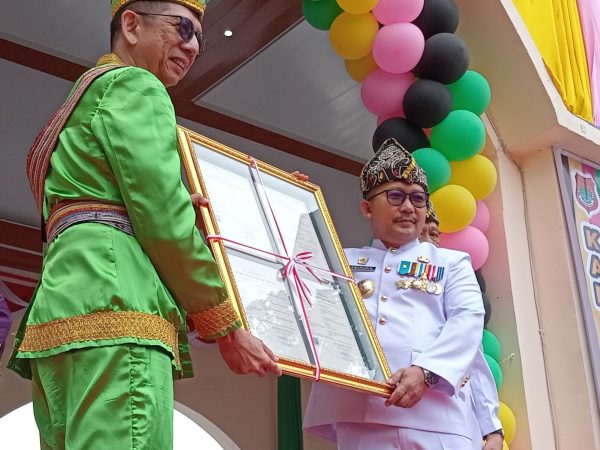 Pemimpin Amirudin dan Furqanuddin Terima Penghargaan dari Kemenkumham atas Komitmen Fasilitasi HKI