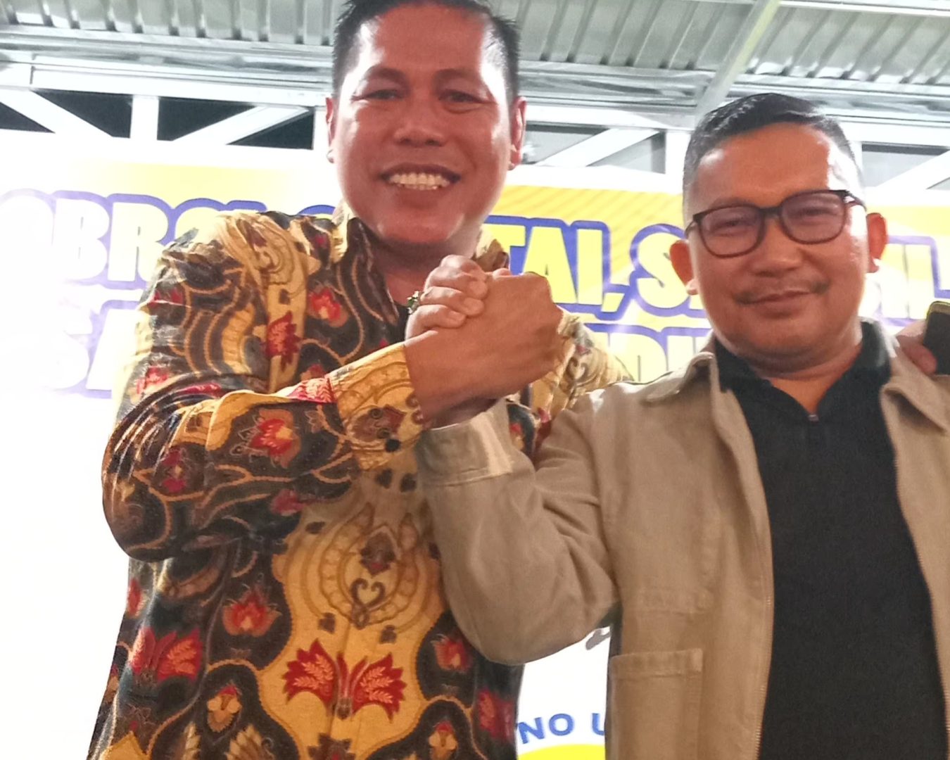 “The King” Pileg, Irwanto Kulap Yakin AT-FM Menang Telak di Dapil II Banggai