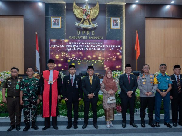 Danposal Luwuk Hadiri Pelantikan Pimpinan DPRD Kabupaten Banggai 2024-2029