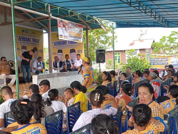 Paslon 01 Amirudin-Furqanuddin Sambangi Desa Solan, Dan Desa Solan Baru , : Kampanye Terakhir Disambut Tarian Penyambutan Tamu Dengan Hangat dan Haru